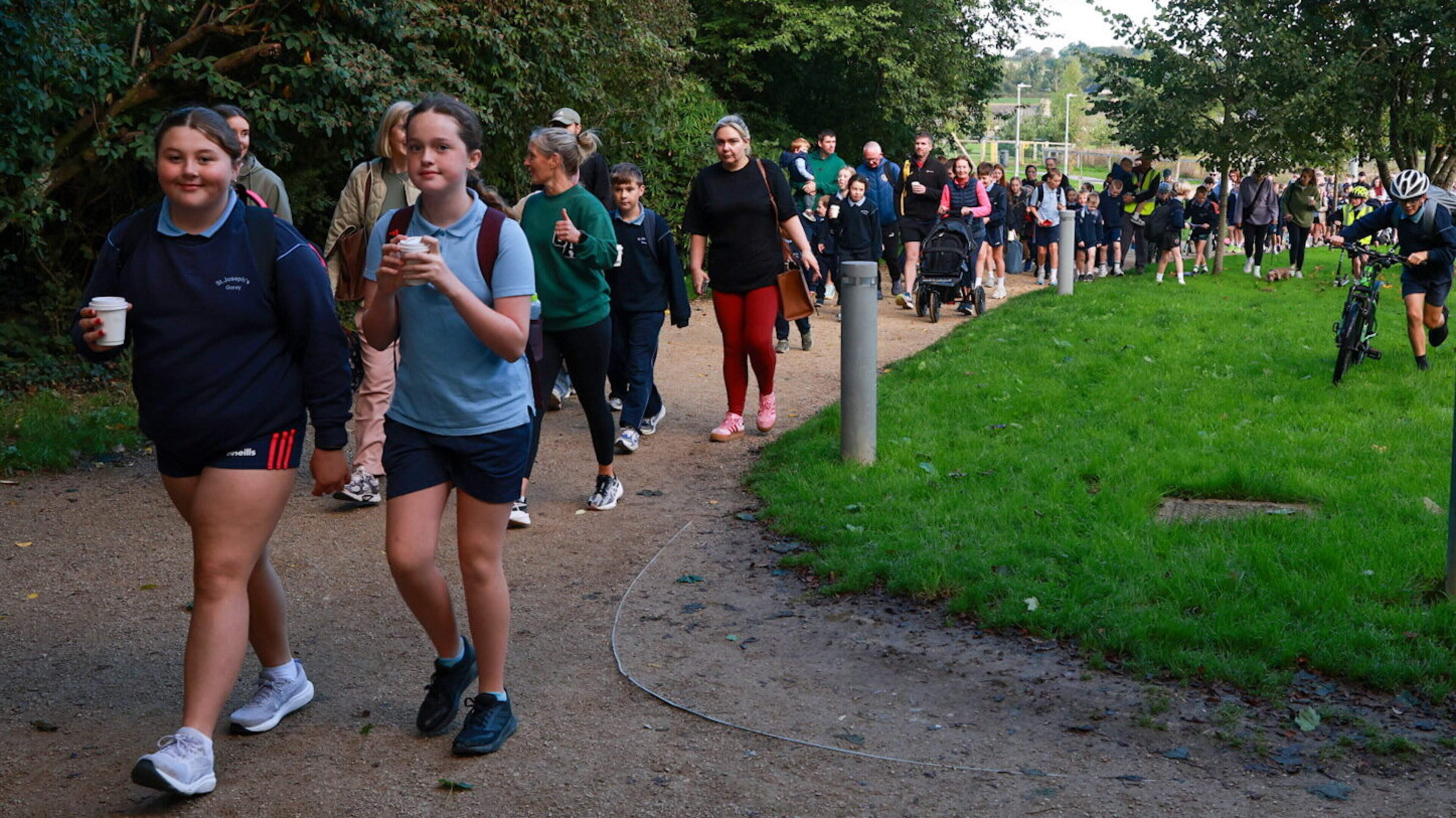 Large convoy of students step it out as Wexford school ‘Park and Stride’ for National Walking Week